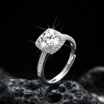 Elegant and luxurious baguette ring - jewelry - weilin.com