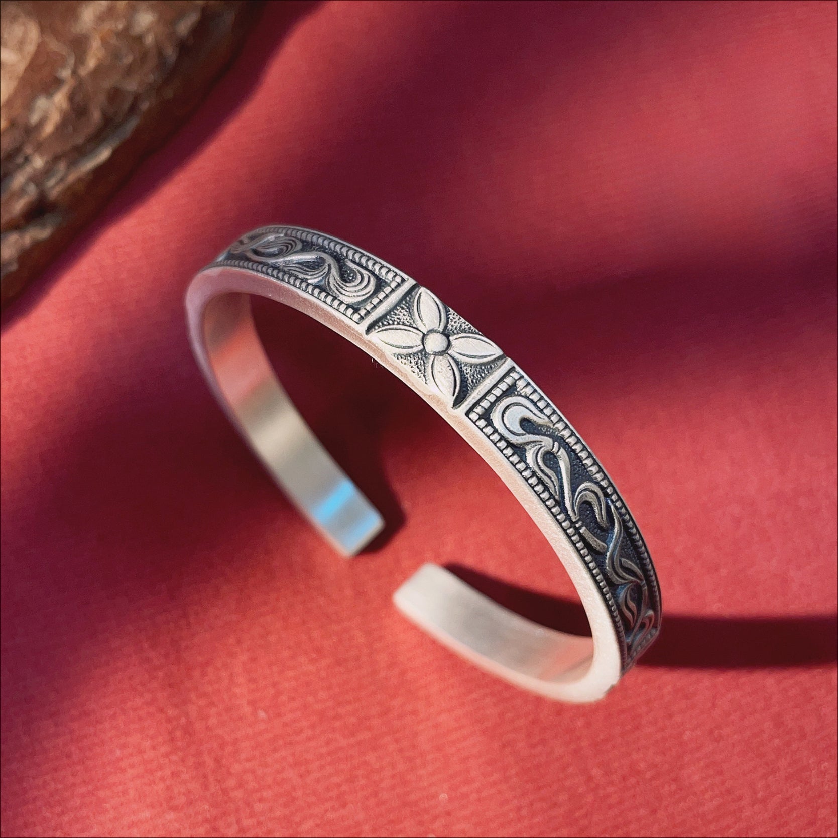 Ethnic pattern sterling silver bracelet - jewelry - weilin.com