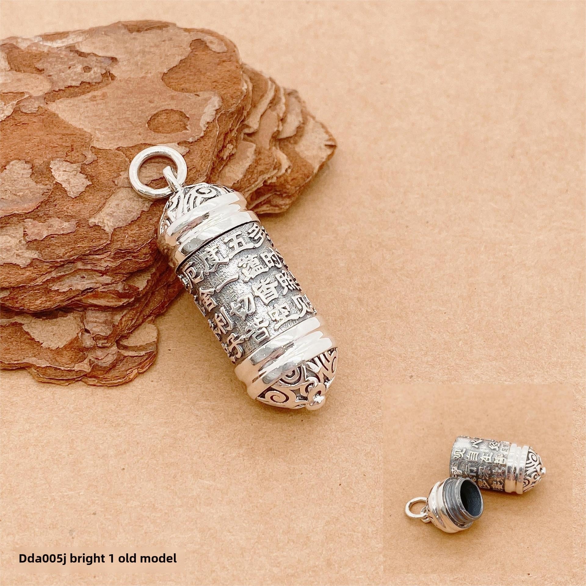 Ethnic style cylinder Tibetan pendant - jewelry - weilin.com