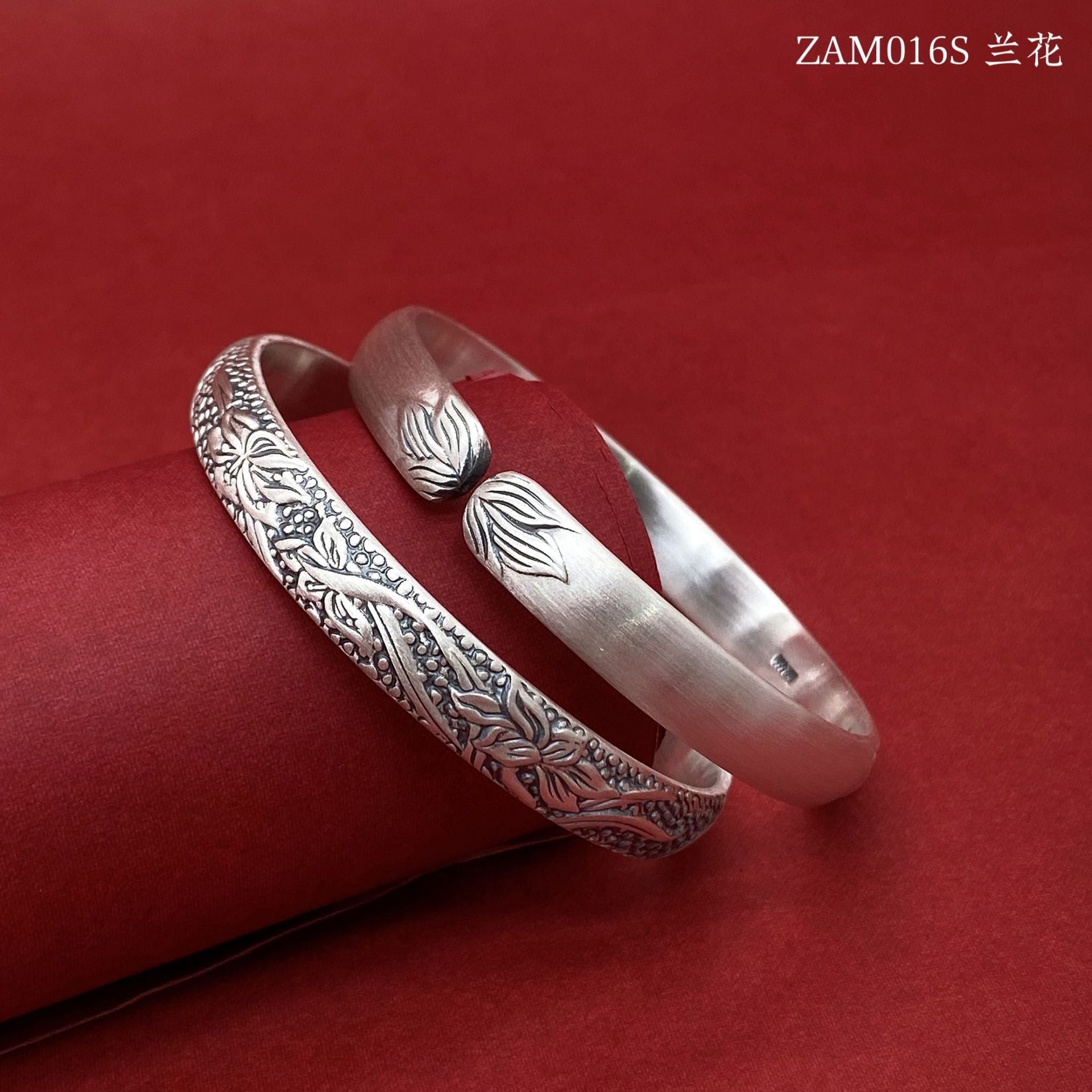 Ethnic style embossed round bead butterfly sterling silver bracelet - jewelry - weilin.com