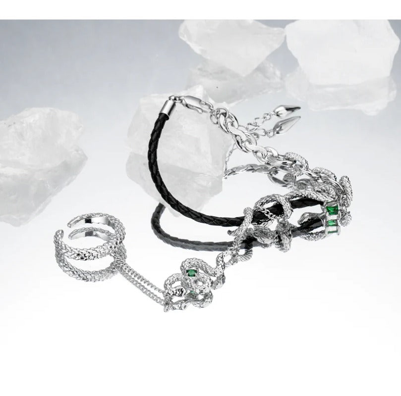 One-piece snake-shaped bracelet