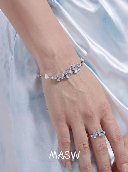 Enamel gradient floral bracelet