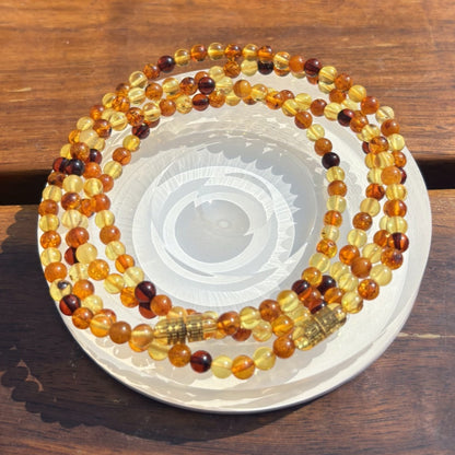 Amber Duobaoyuan bead necklace