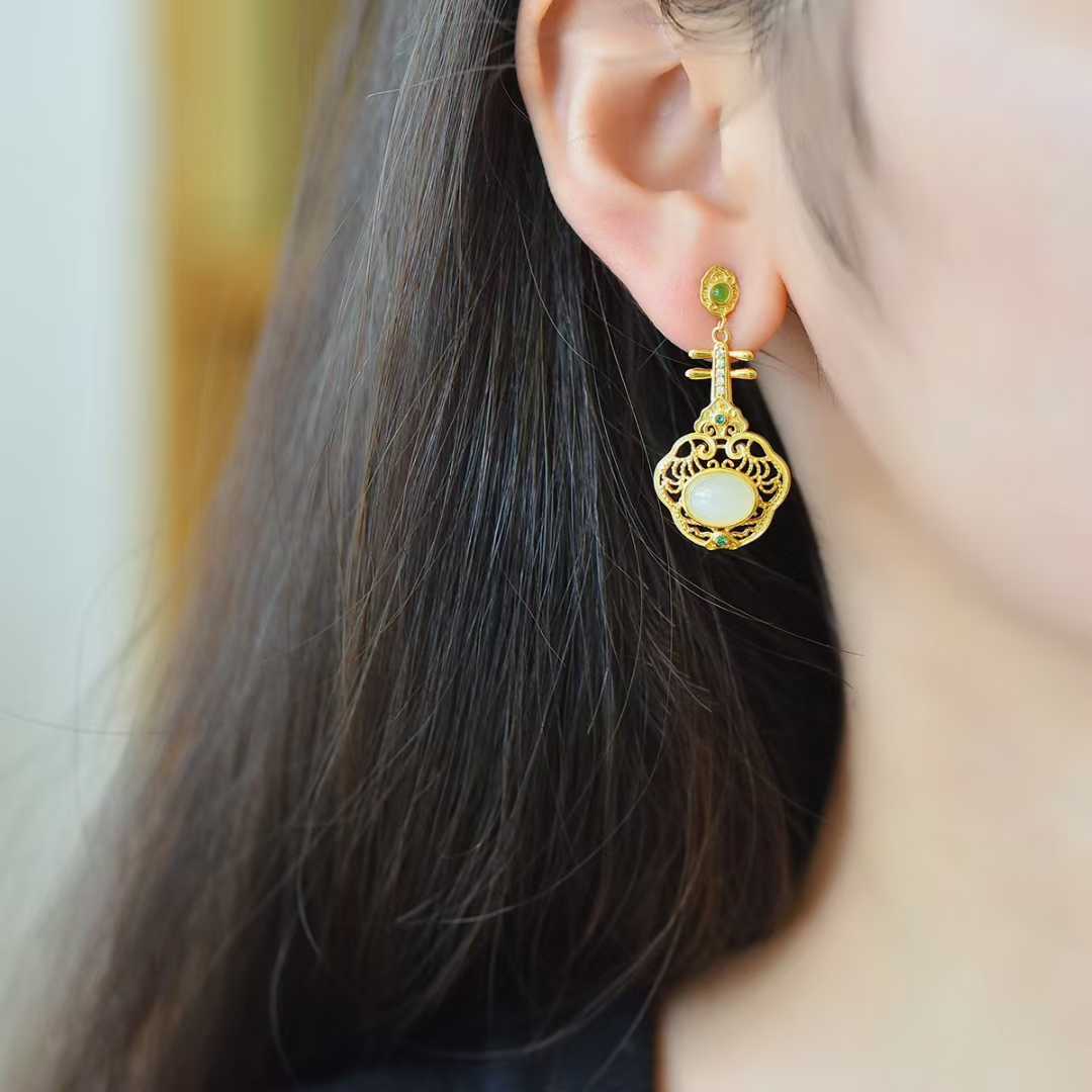 b2bcfbb1-d5f3-4127-9d56-60e5b4a66ead