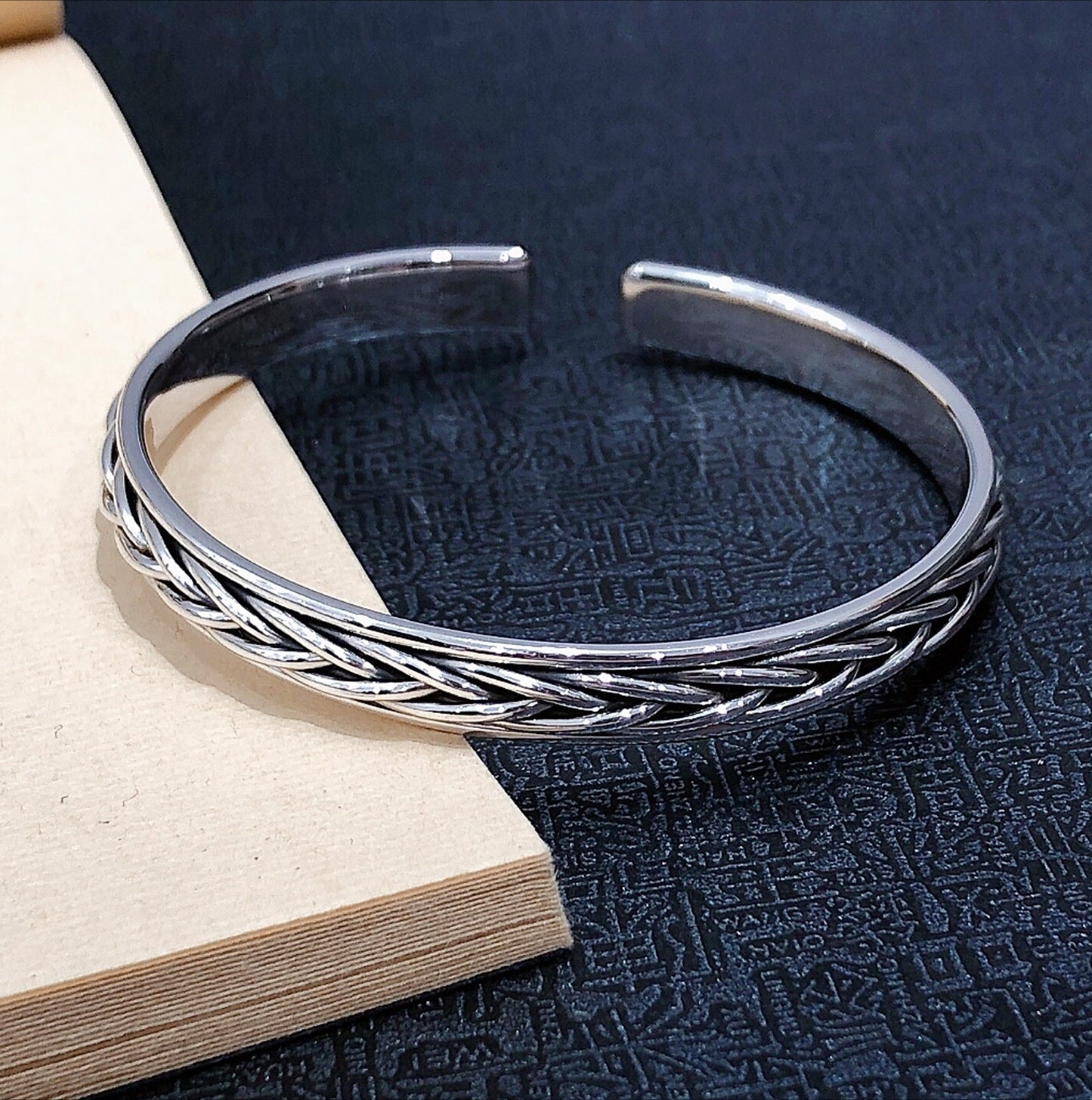 Fashion Braided Sterling Silver Bracelet - jewelry - weilin.com