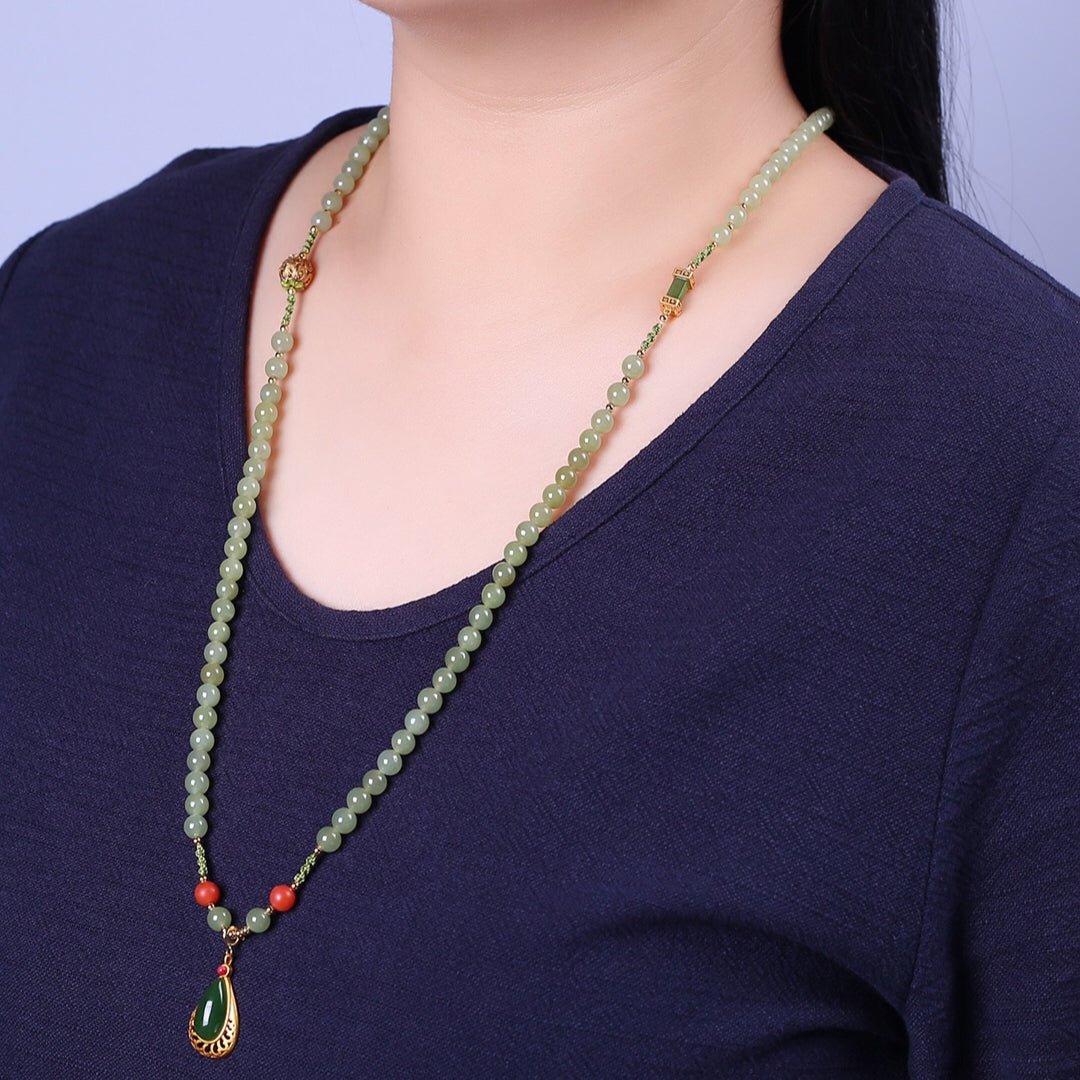 Fashion natural yellow mouth Hetian jade necklace - jewelry - weilin.com