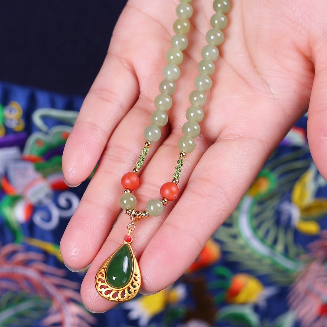 Fashion natural yellow mouth Hetian jade necklace - jewelry - weilin.com