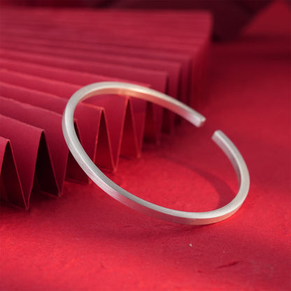 Fashionable and simple sterling silver bracelet for couples - jewelry - weilin.com