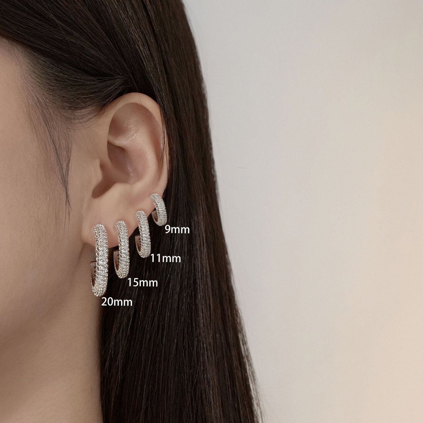Fashionable and simple sterling silver zircon half hoop earrings - jewelry - weilin.com