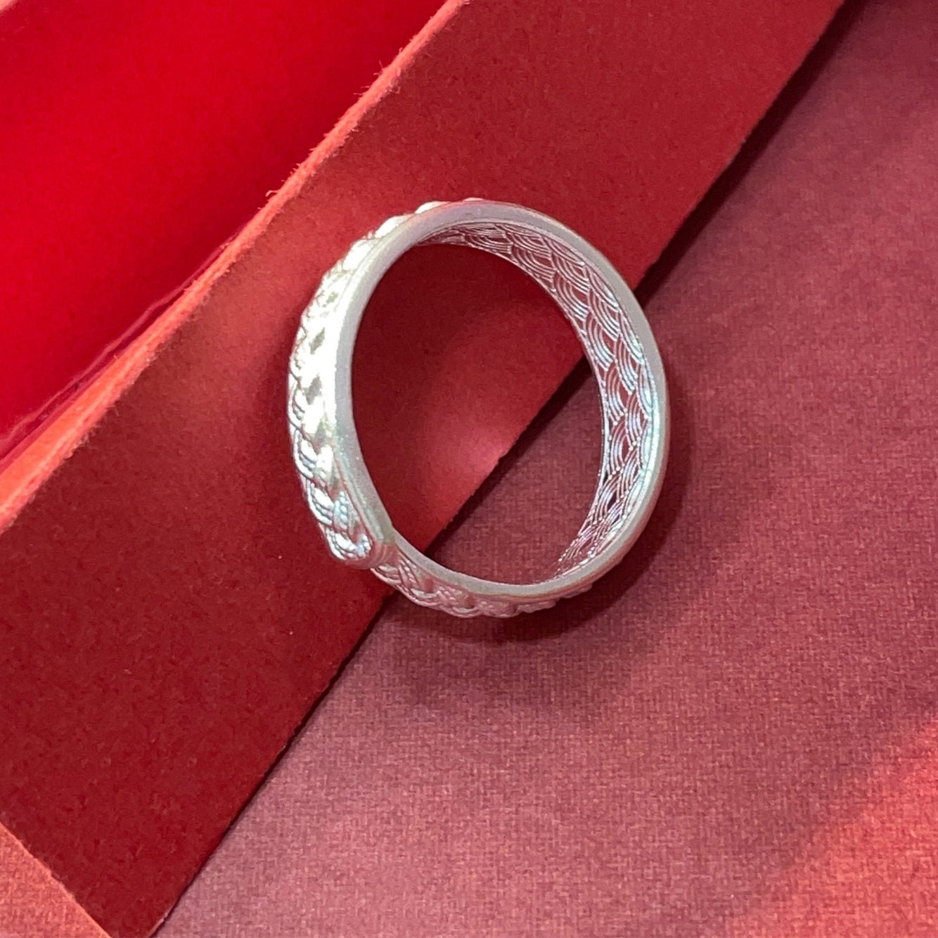 Fashionable braided sterling silver ring - jewelry - weilin.com