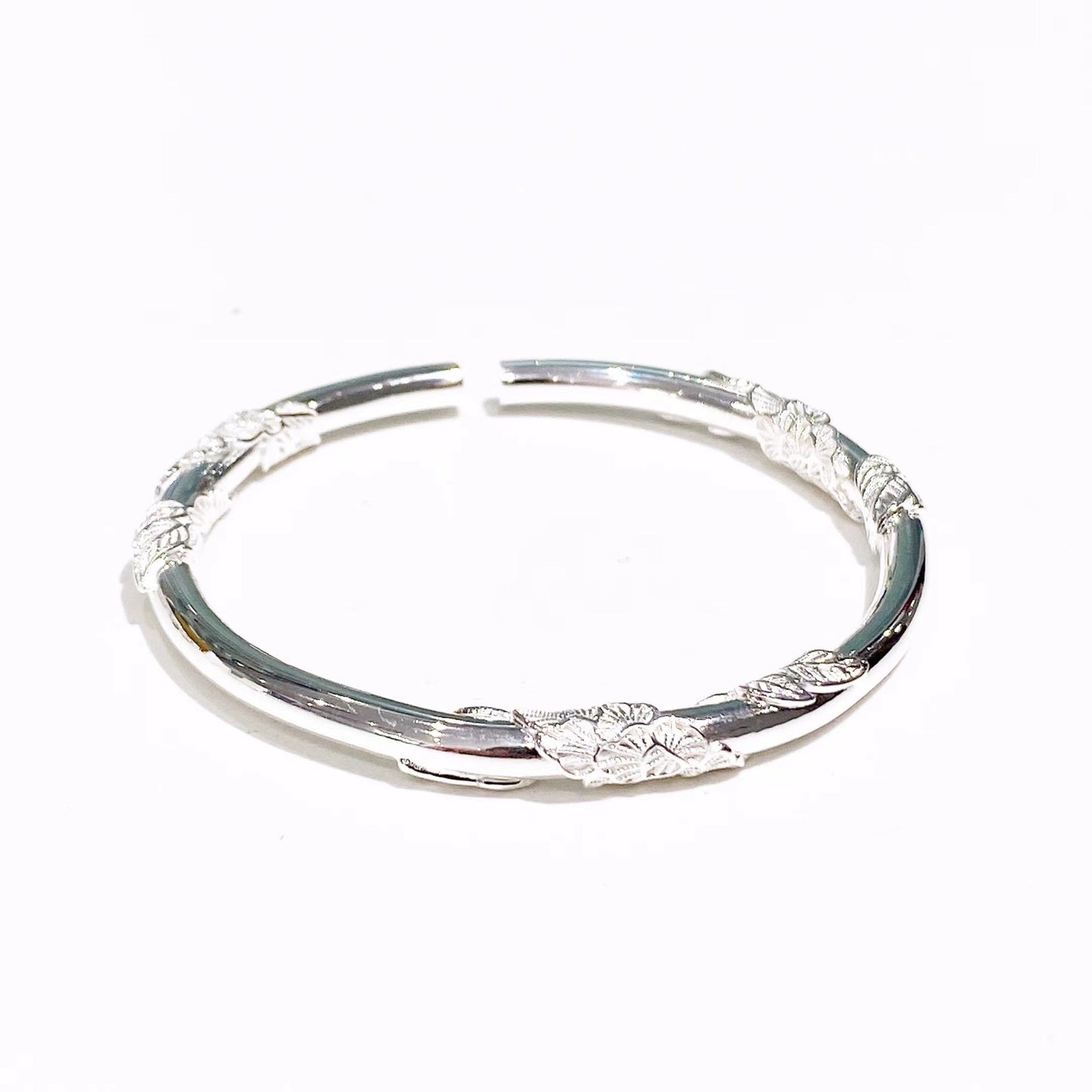 Fashionable flower sterling silver bracelet - jewelry - weilin.com