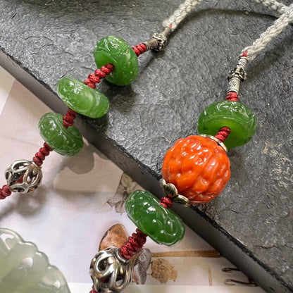 Fashionable Hetian Jade Carved Magpie Necklace - jewelry - weilin.com