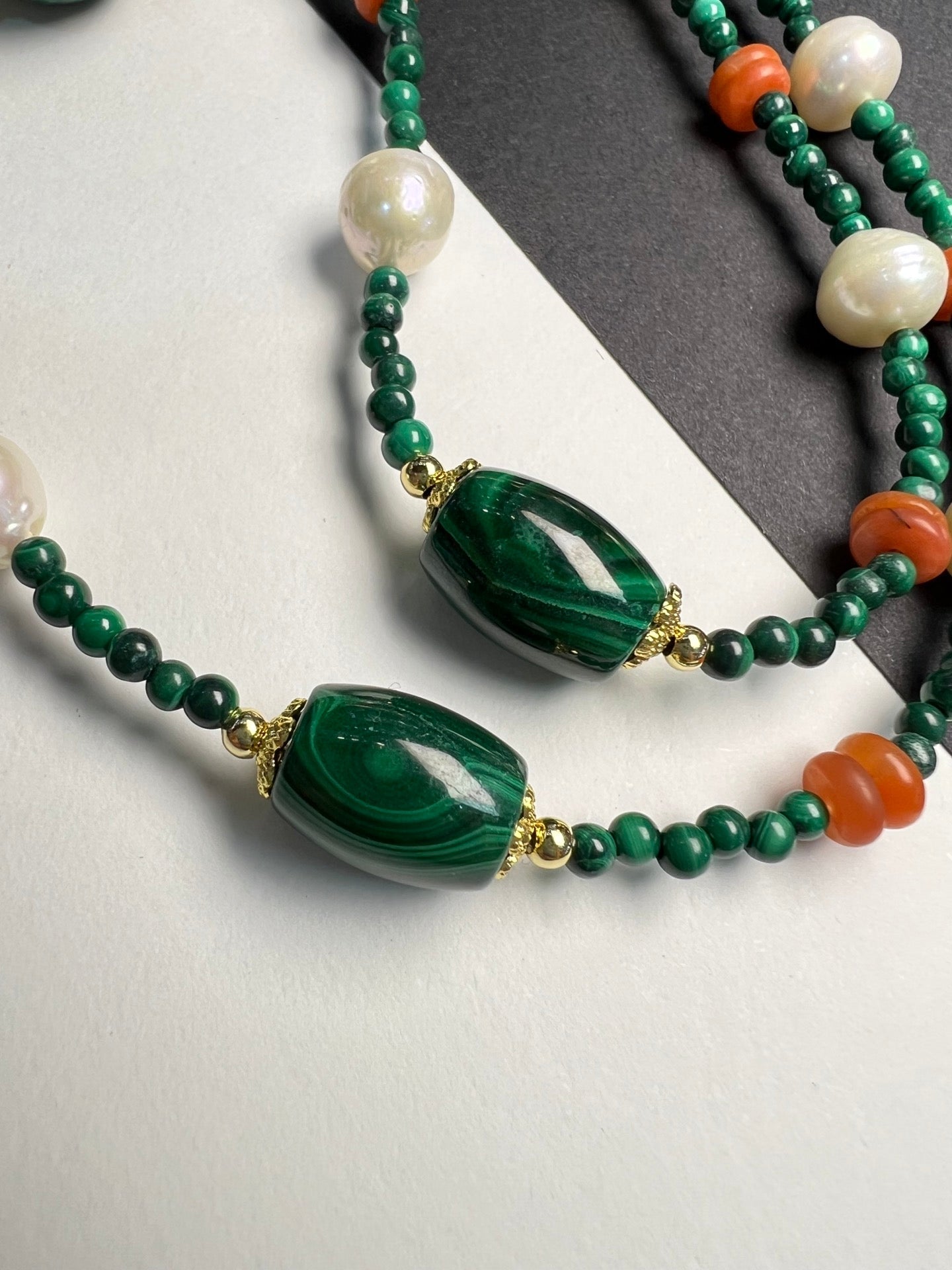 Fashionable Malachite Round Bead Sweater Necklace - jewelry - weilin.com