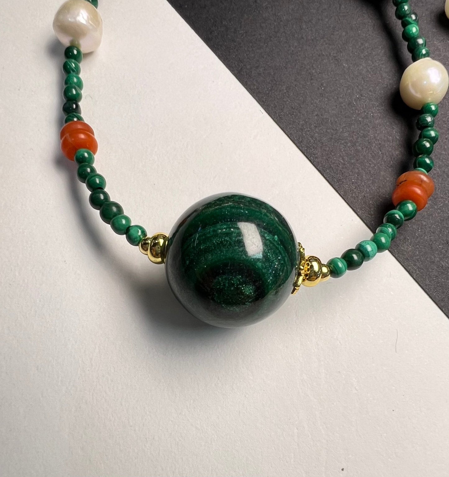 Fashionable Malachite Round Bead Sweater Necklace - jewelry - weilin.com