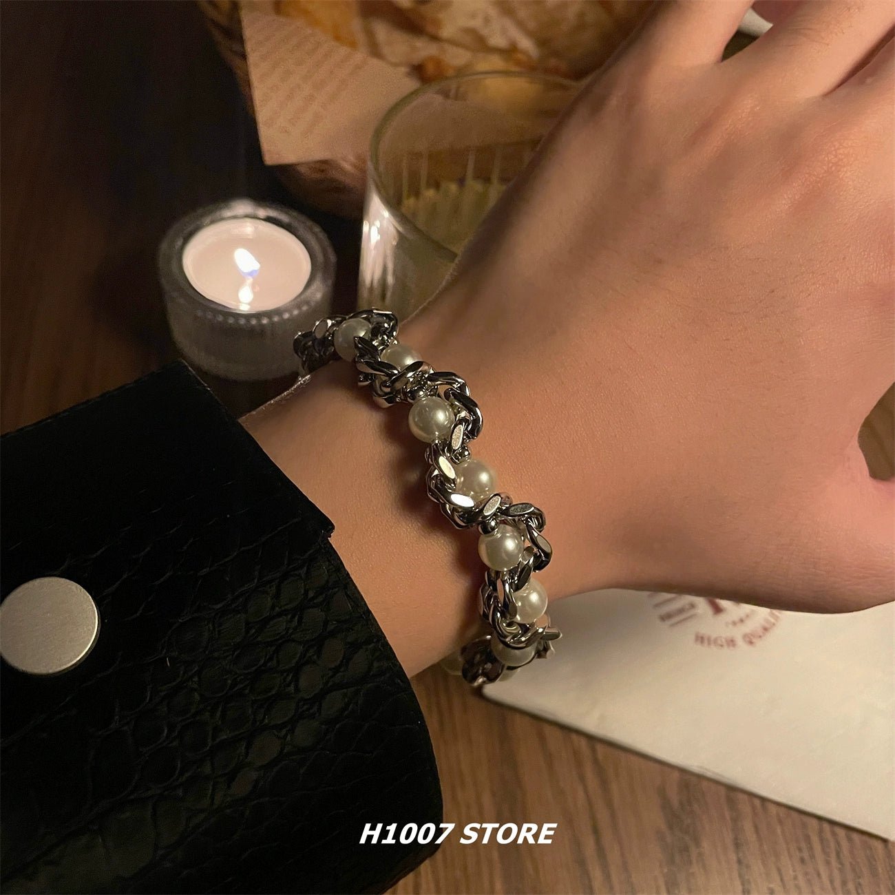 Fashionable pearl wrap necklace for men and women - jewelry - weilin.com