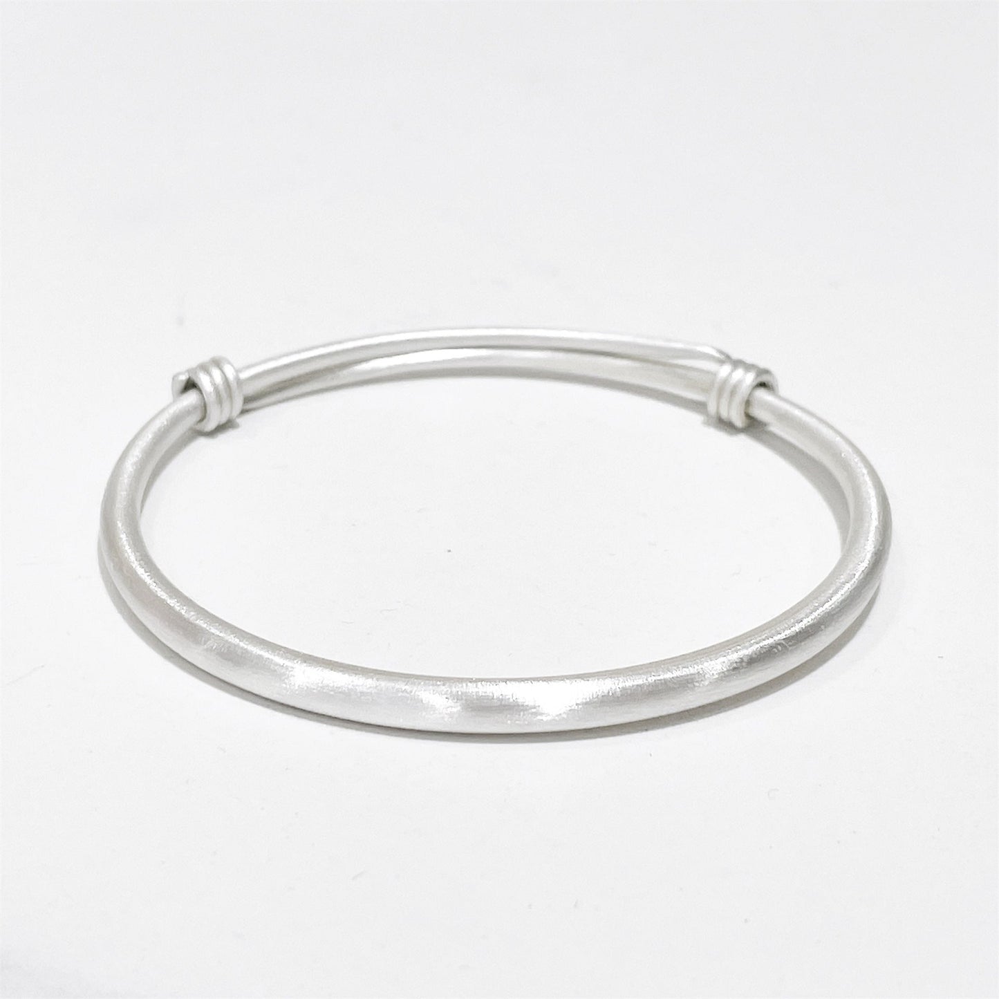 Fashionable simple plain ring sterling silver bracelet - jewelry - weilin.com