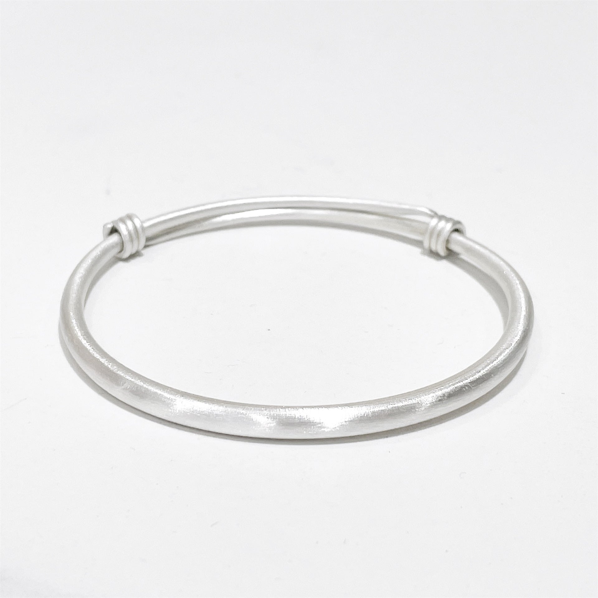 Fashionable simple plain ring sterling silver bracelet - jewelry - weilin.com