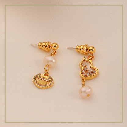High-end simple freshwater pearl gourd zircon earrings - jewelryweilin