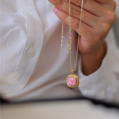 Natural Queen Shell Pendant