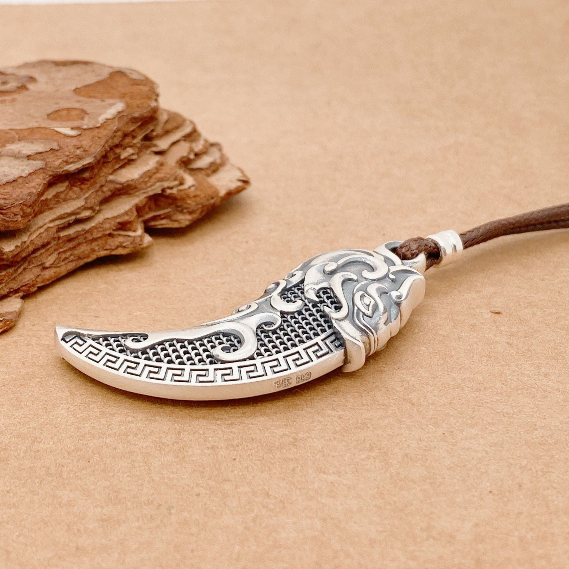 Filigree wolf tooth sterling silver pendant necklace - jewelry - weilin.com