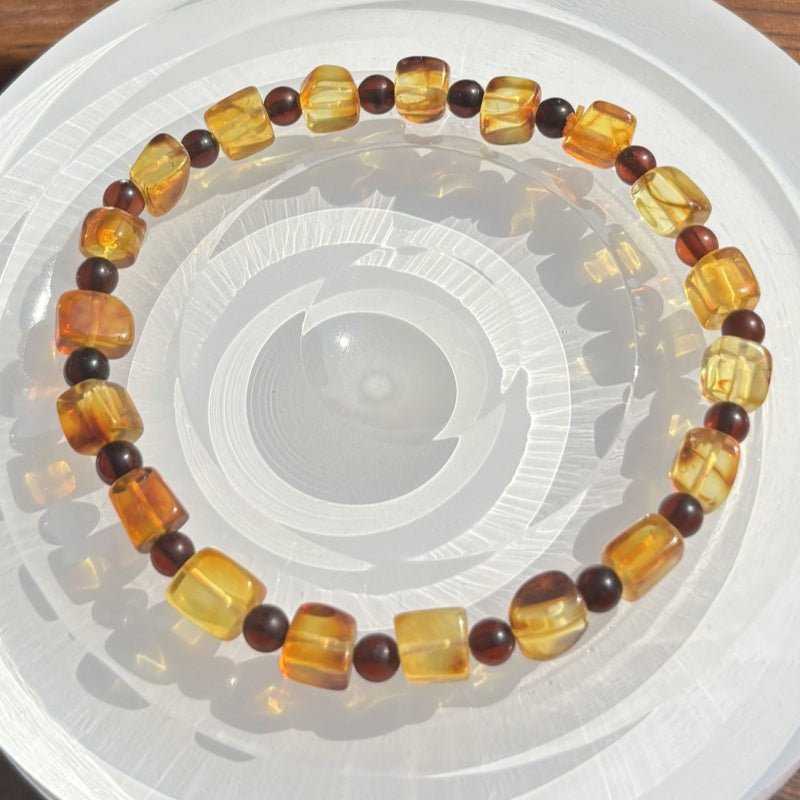 Golden amber square bracelet - jewelry - weilin.com