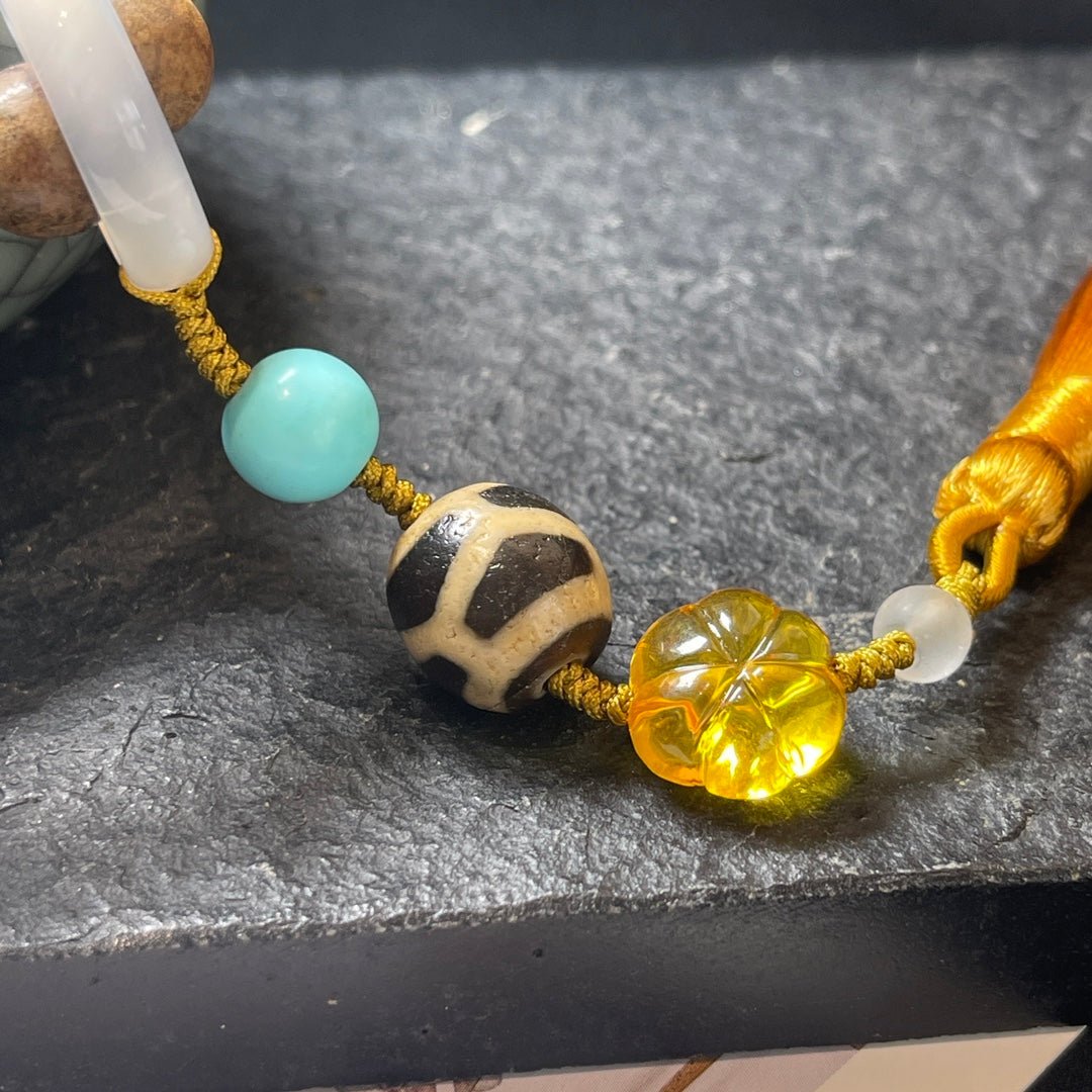 Gray Agarwood Dzi Beads Handheld - jewelry - weilin.com