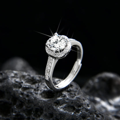 Half Wall Sparkling Cubic Zirconia Round Bezel Ring - jewelry - weilin.com