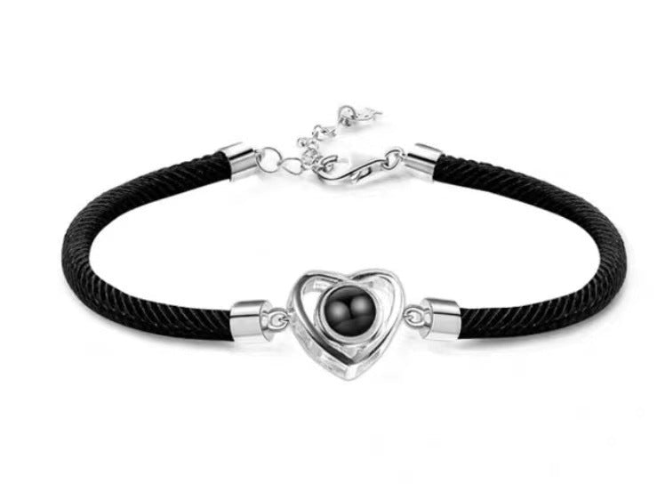 Heart - shaped love hand - knitted bracelet - jewelry - weilin.com