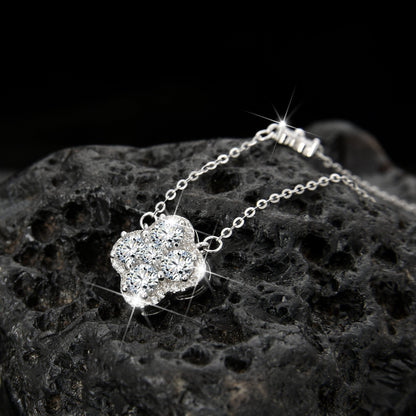 High - end exquisite design four - leaf petal pendant necklace - jewelry - weilin.com