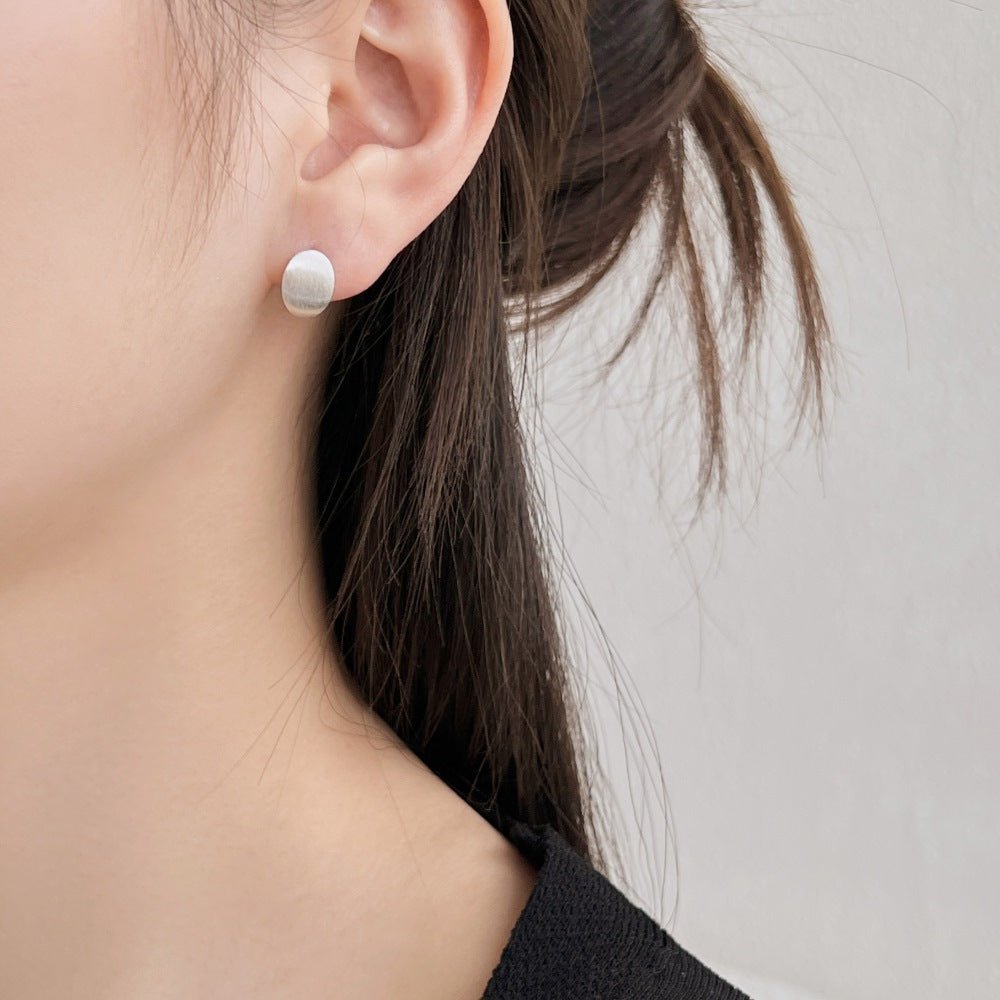 High - end semi - arc U - shaped brushed earrings - jewelry - weilin.com