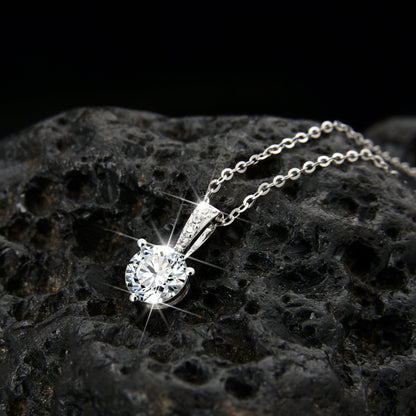 Internet celebrity fashion single zircon pendant necklace - jewelry - weilin.com