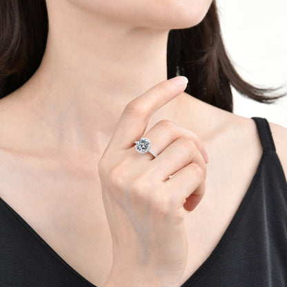 Luxurious Round Zirconia Ring - jewelry - weilin.com