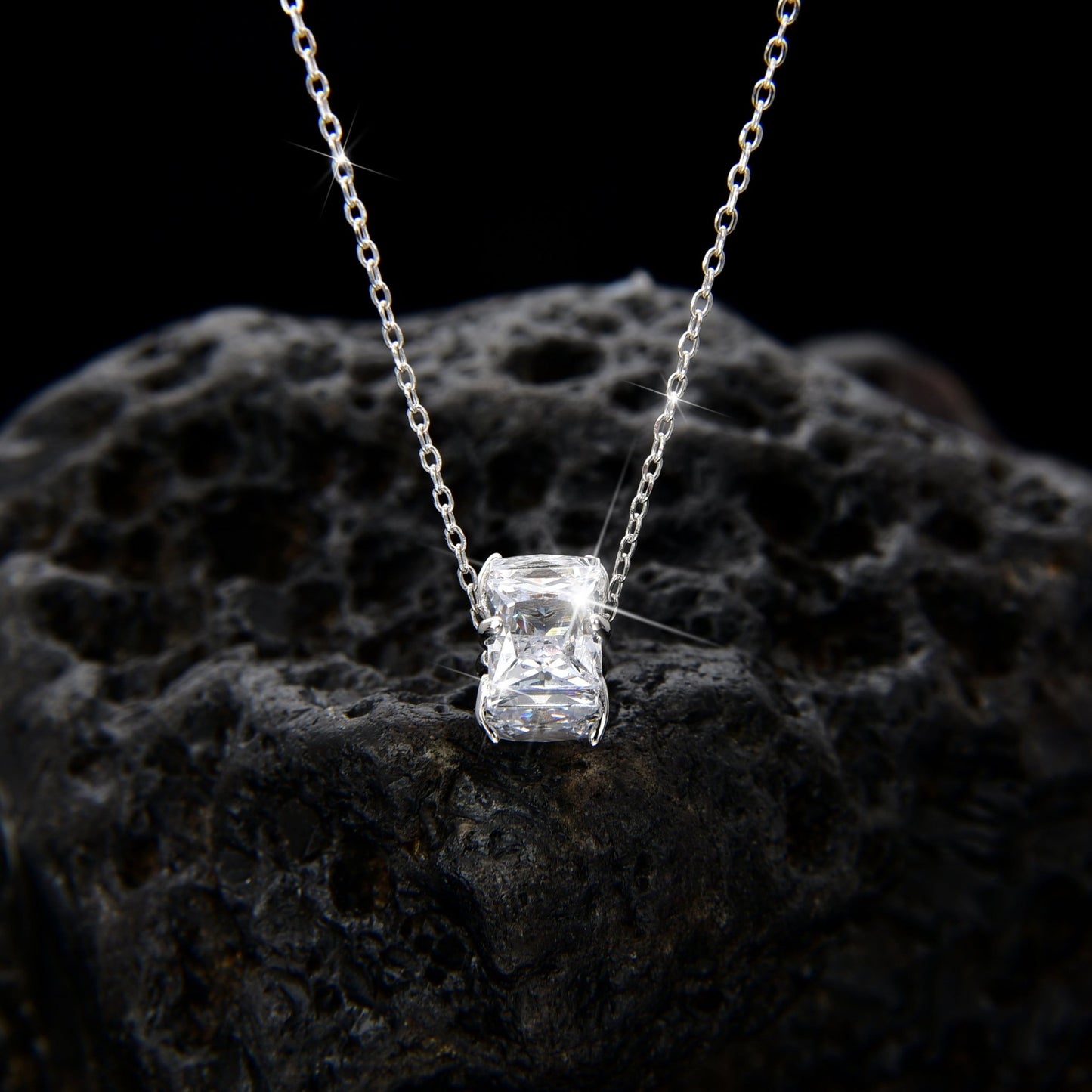 Luxury and Noble Square Zirconia Pendant Necklace - jewelry - weilin.com