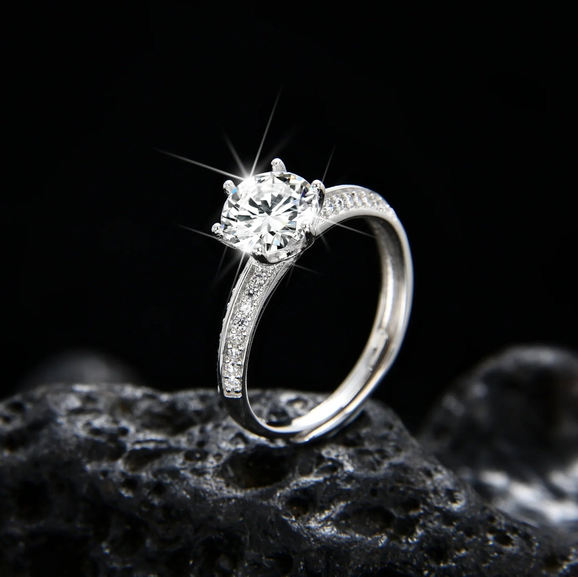 Luxury Half Wall Six Claw Zircon Ring - jewelry - weilin.com