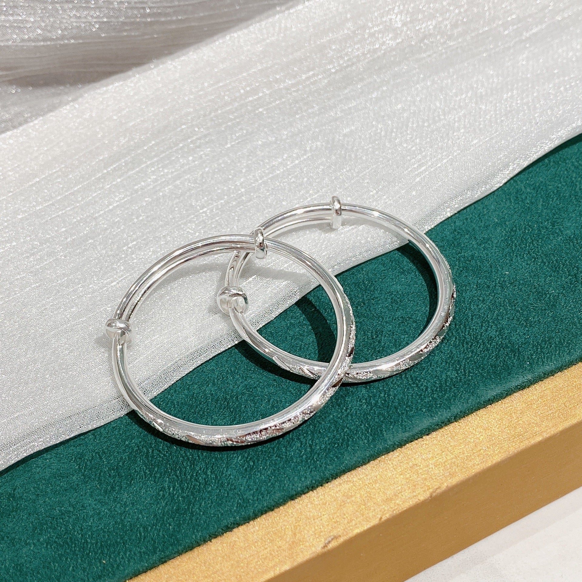 National Wind Lien Silver Bracelet - jewelry - weilin.com