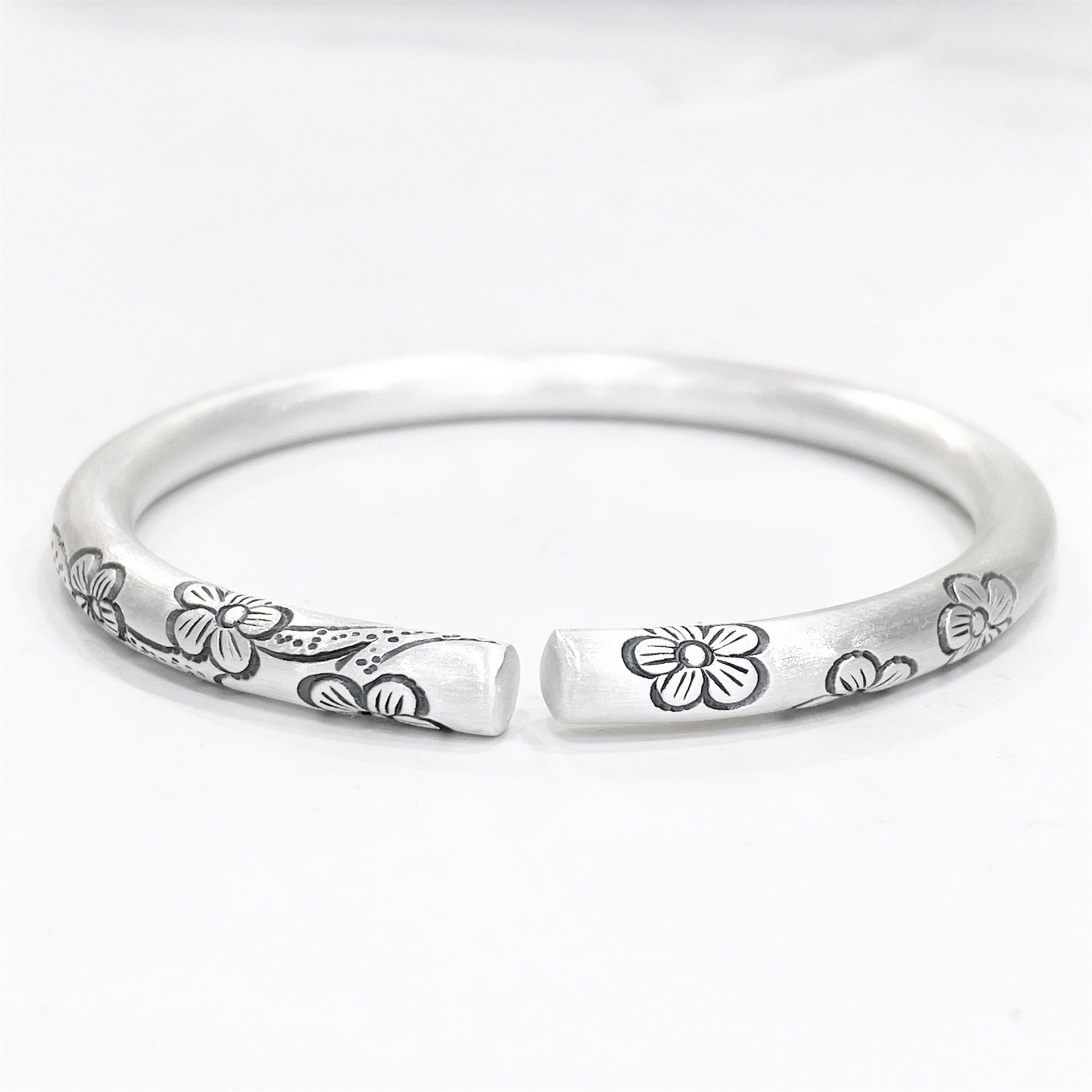 Niche design pattern sterling silver bracelet - jewelry - weilin.com