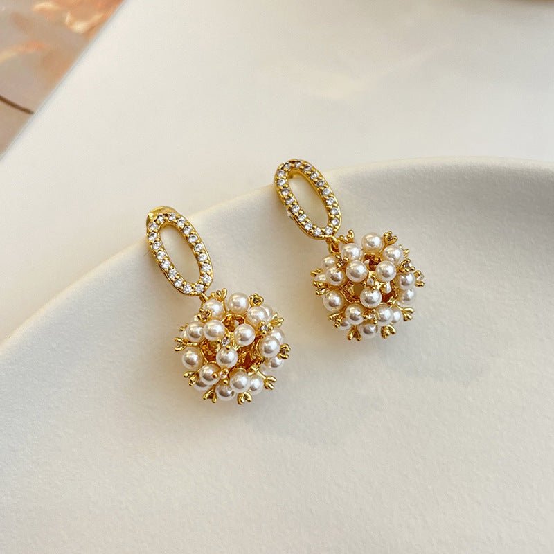 Noble and elegant vintage pearl zircon earrings - jewelry - weilin.com