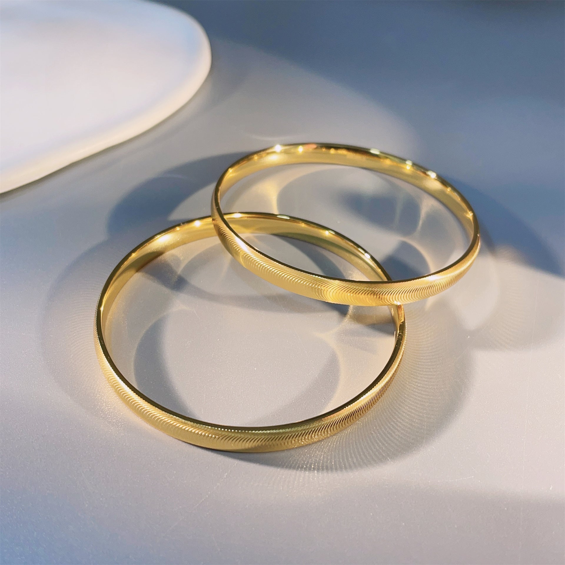 Personalized cat's eye polished silver bracelet - jewelry - weilin.com