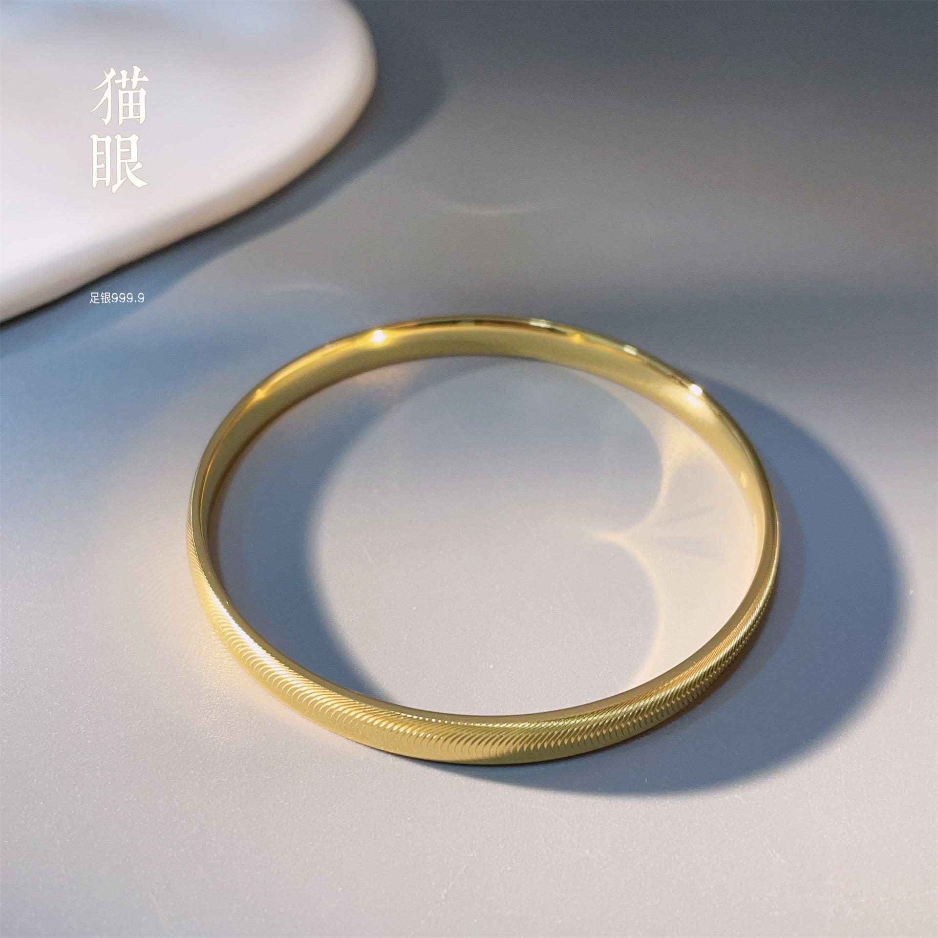 Personalized cat's eye polished silver bracelet - jewelry - weilin.com