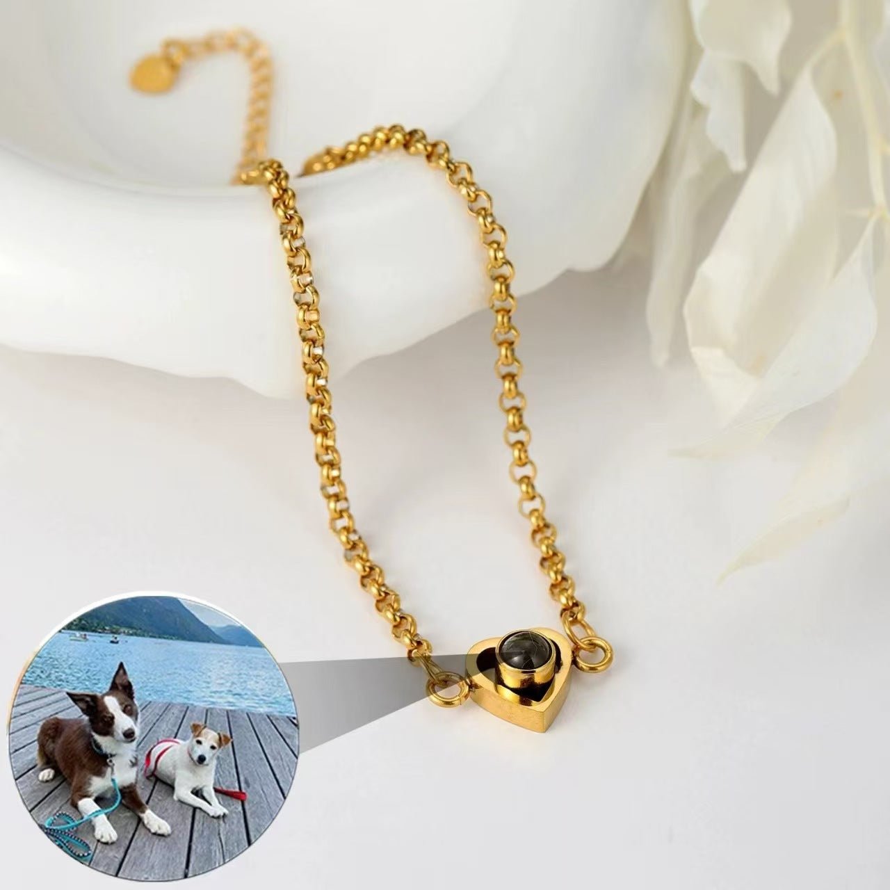 Photo projection heart circle hand chain - jewelry - weilin.com