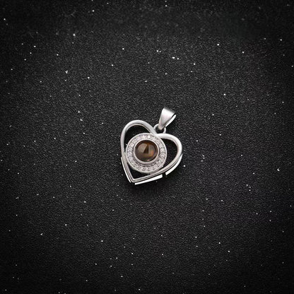 Photo Projection Heart Necklace - jewelry - weilin.com