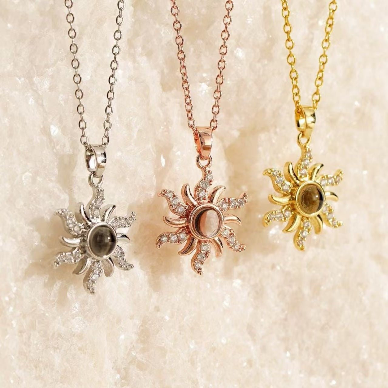 Photo projection necklace - jewelry - weilin.com