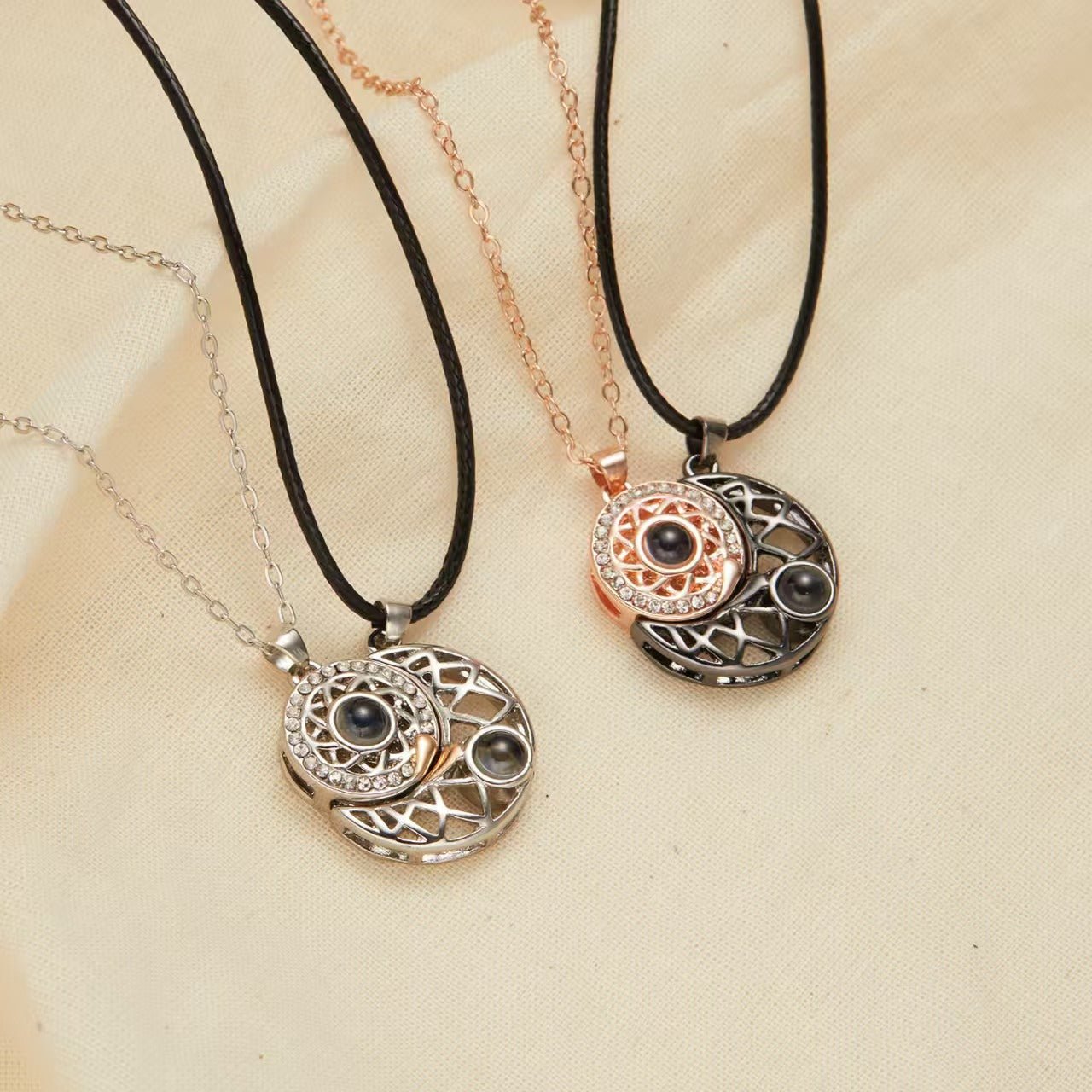 Photo projection sun and moon necklace - jewelry - weilin.com