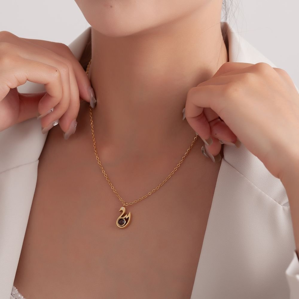 Photo Projection Swan Necklace - jewelry - weilin.com