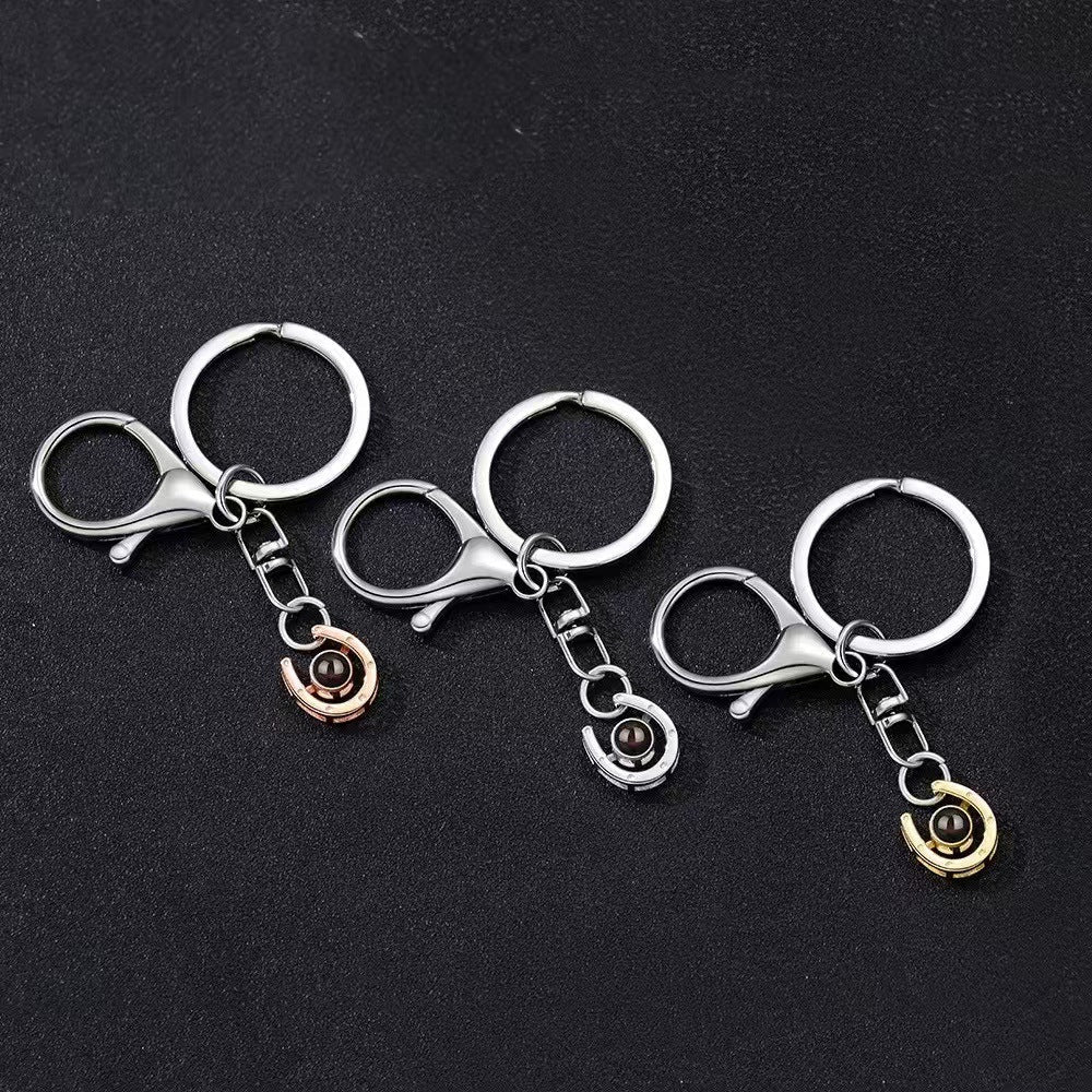 Photo projection U - shaped horseshoe necklace - jewelry - weilin.com