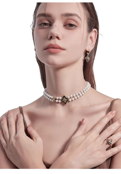 Retro pearl butterfly necklace - jewelry - weilin.com