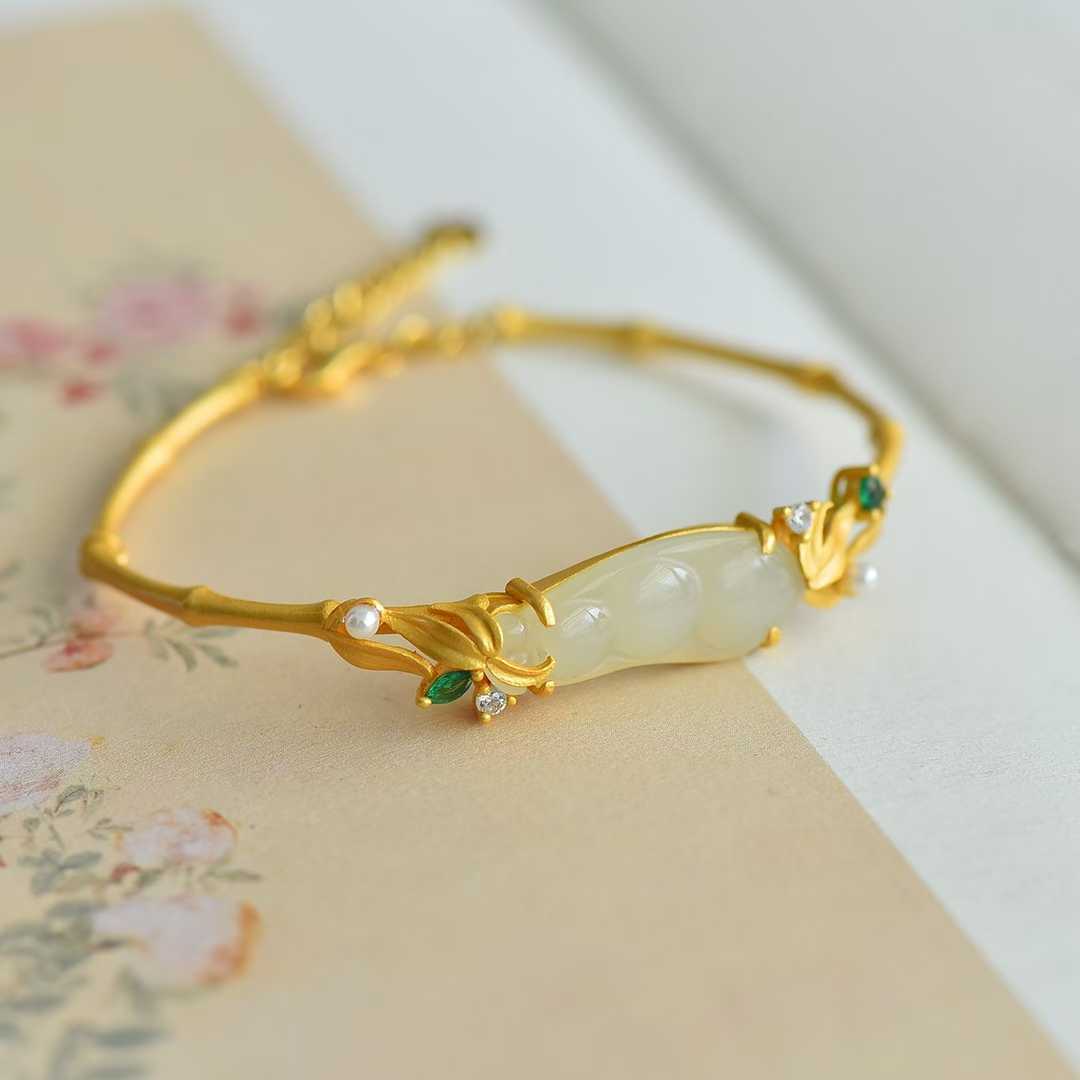 S925 Silver Inlaid Hetian Nephrite "Blessing Bean" Bracelet - jewelry - weilin.com