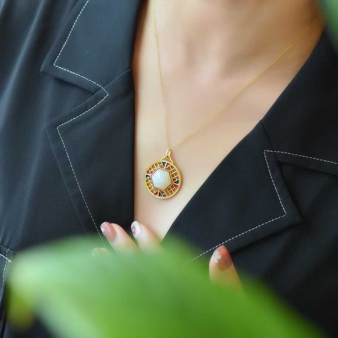 S925 Silver Inlaid Nephrite "Window with a Bright View" Pendant - jewelry - weilin.com