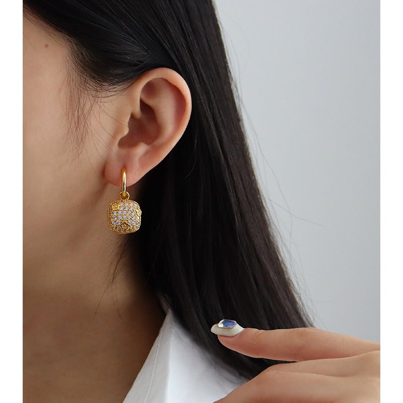 Simple high - grade zircon oil - drop pattern zircon earrings - jewelry - weilin.com