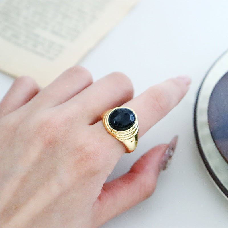 Simple retro fashion design black agate ring - jewelry - weilin.com